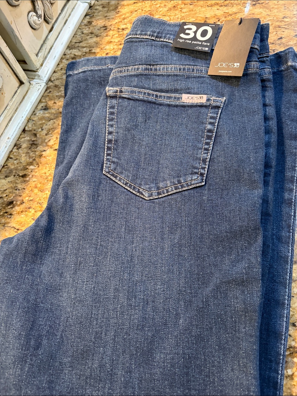 Joe's Jeans High-Rise Straight Leg Jeans in Dark Blue size 30 with 30” end seams